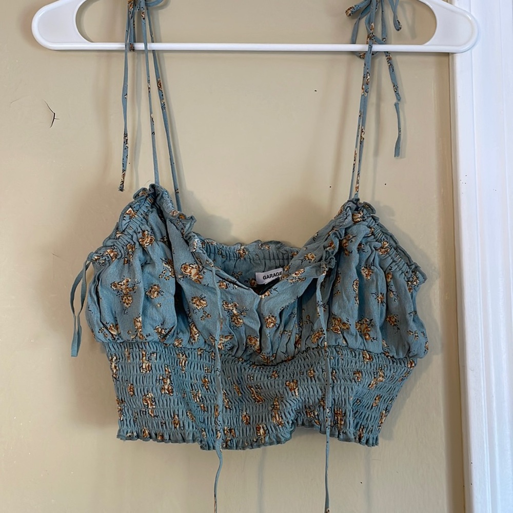 Crop top